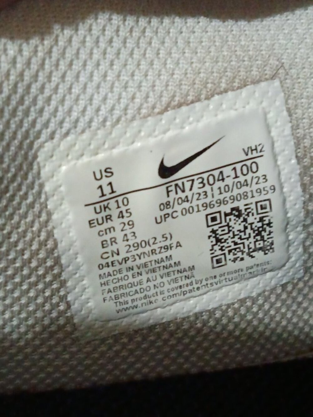 Nike Mens Air Max Excee FN7304-100 White Gray Black Sneakers Shoes Size 11 - Picture 2 of 13
